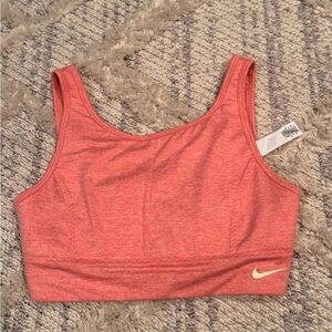 Nike girls Coral Sports Bra - size L